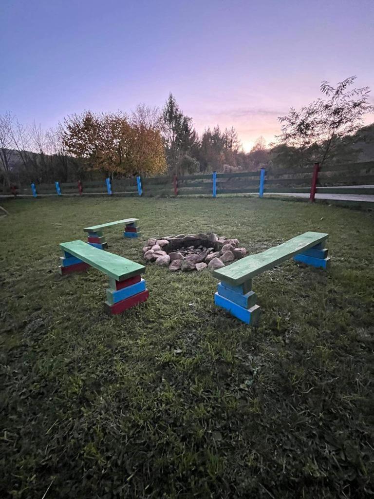Domki W Dolinie Bobru Siedlecin Buitenkant foto